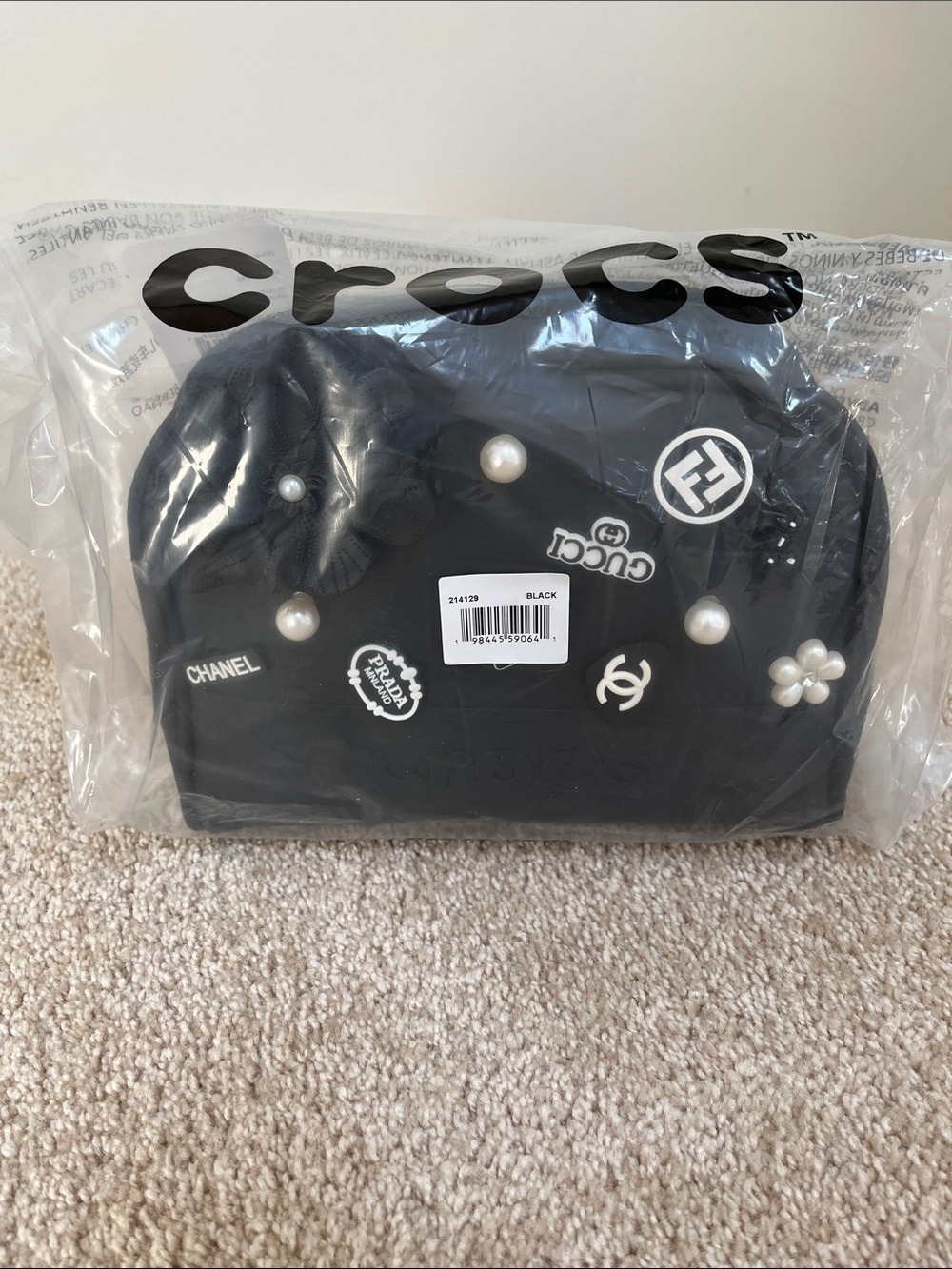 CROCS cosmetic bag - Picture 13 of 13